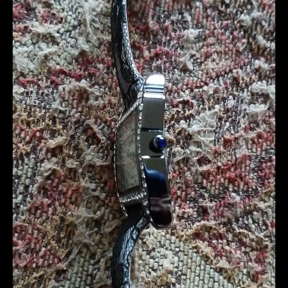 JOAN RIVERS Rhinestone Leather Watch - Picture 3 of 12